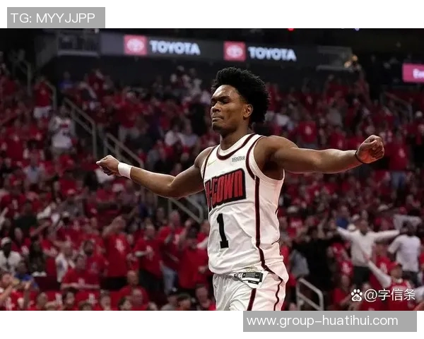 阿门汤普森分享投篮心得：面对防守勇于尝试中投和抛投的训练之路